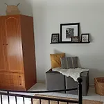 Charming Garden Apartment *