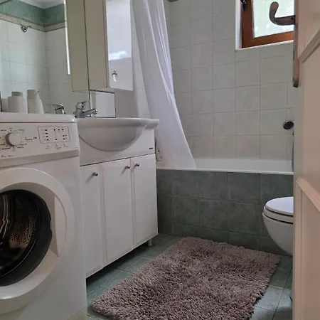 Charming Garden Apartament